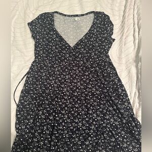 Navy blue floral Hollister dress